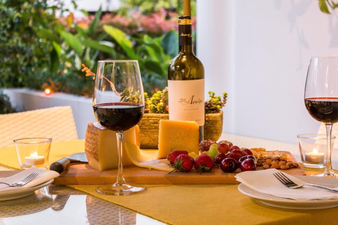 Sweet Inn - Royal Banus Marbella Buitenkant foto