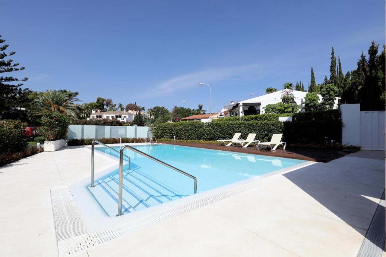 Sweet Inn - Royal Banus Marbella Buitenkant foto
